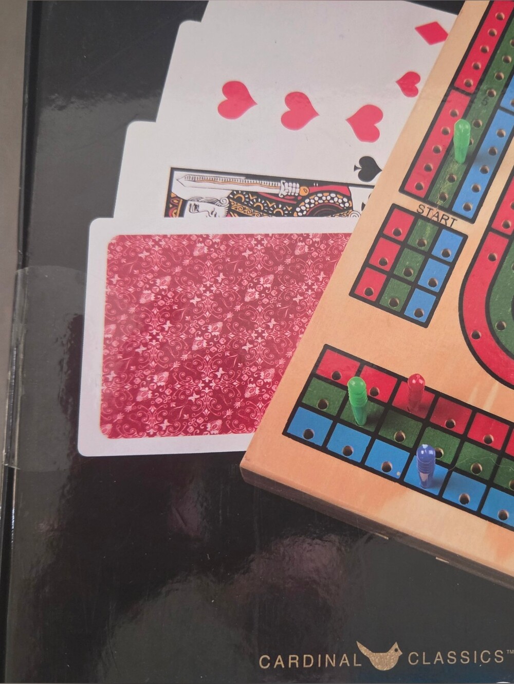 Cribbage Board Game - Multi-Color Pegs - Picture 2 of 3